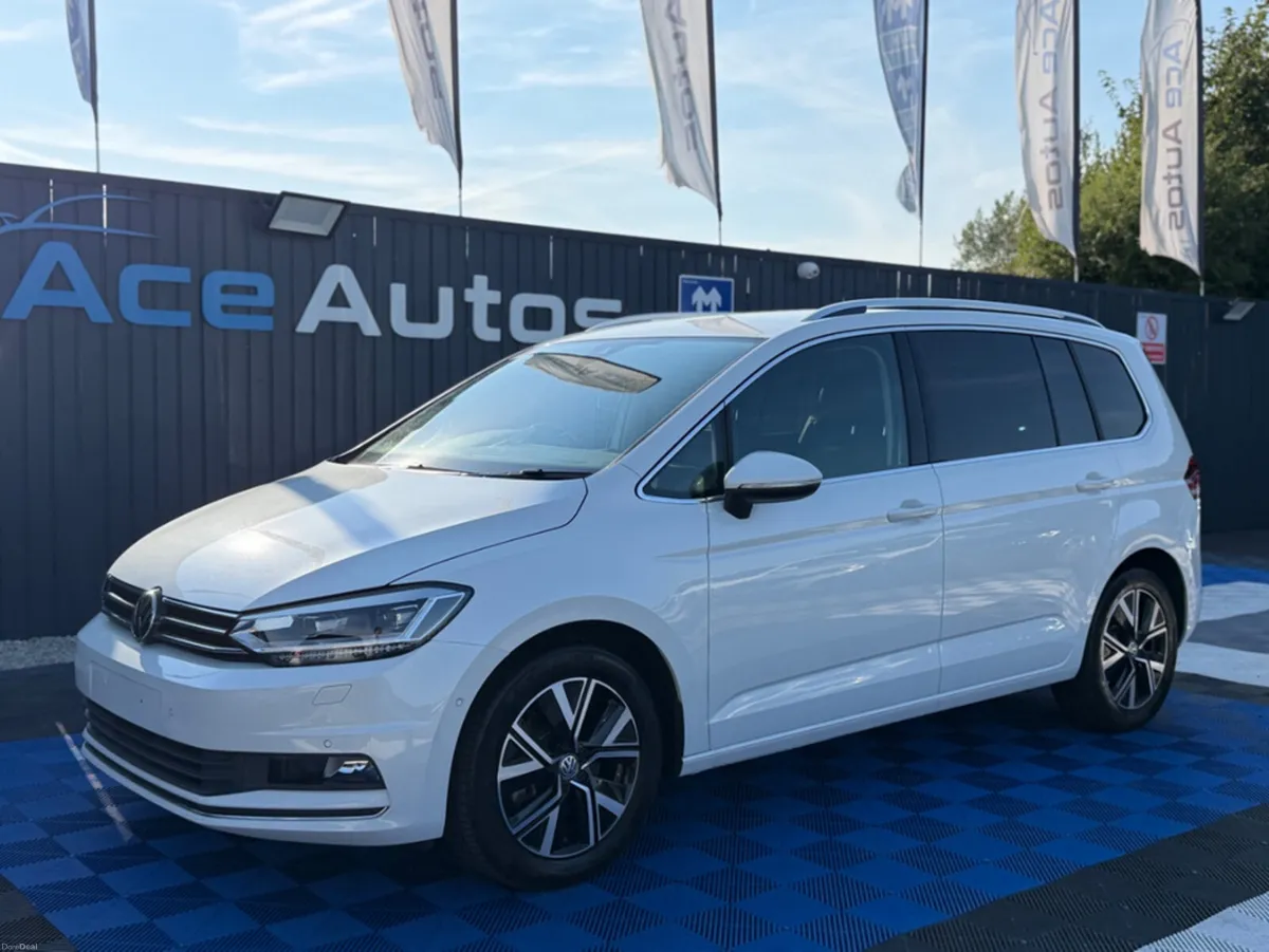 Volkswagen Touran HIGHLINE PREMIUM - 2.0L DIESEL - - Image 3