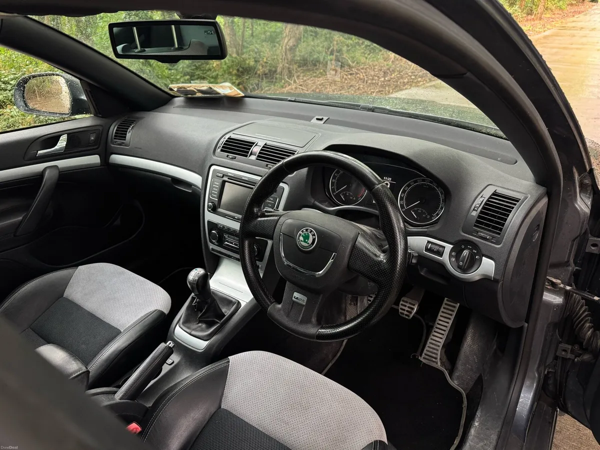 Skoda Octavia vRS Estate 2010 | 2.0 TDI | 170 BHP - Image 5
