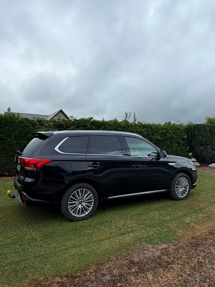 Mitsubishi Outlander 2019 - Image 3