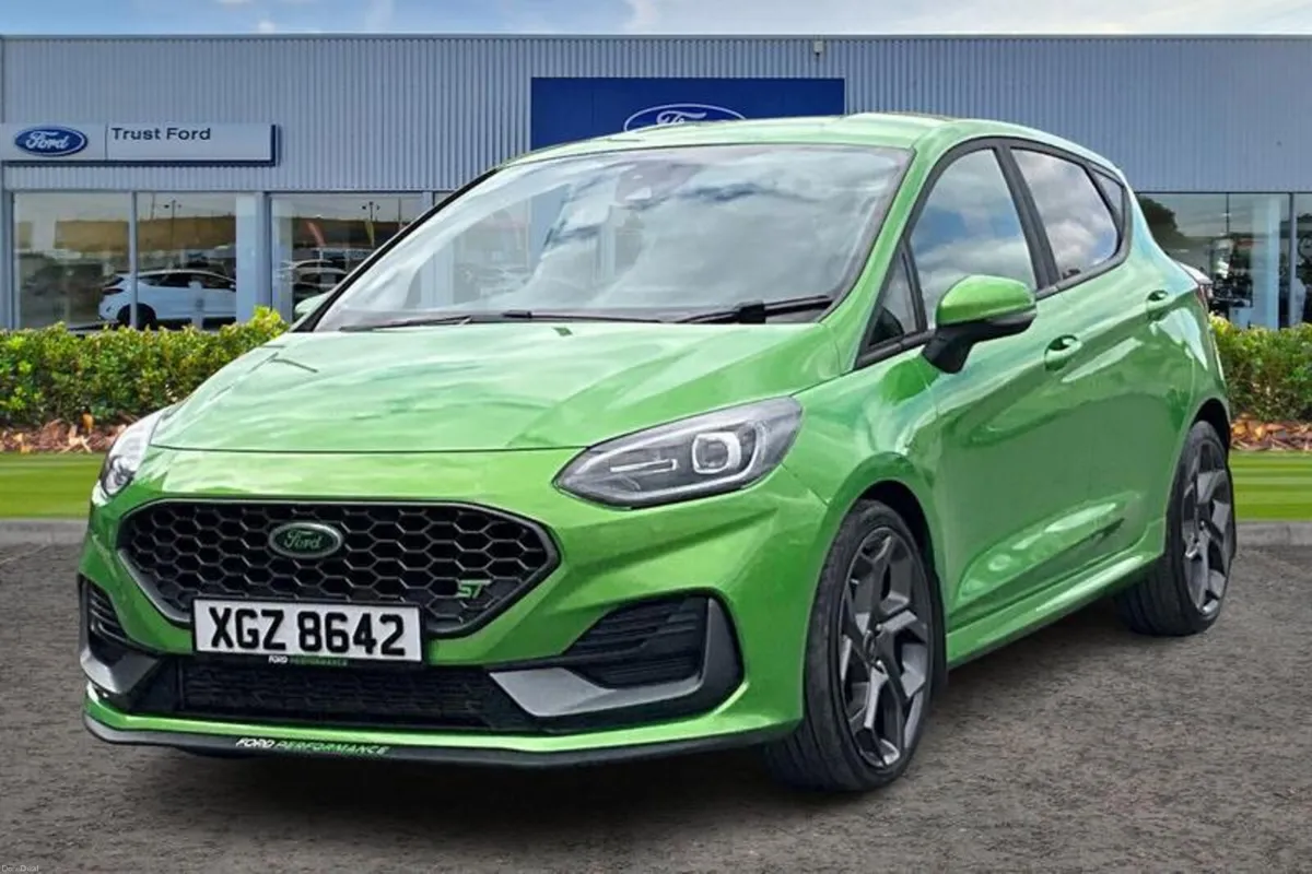 Ford Fiesta 1.5T EcoBoost ST-3 Hatchback 5dr Petro - Image 5