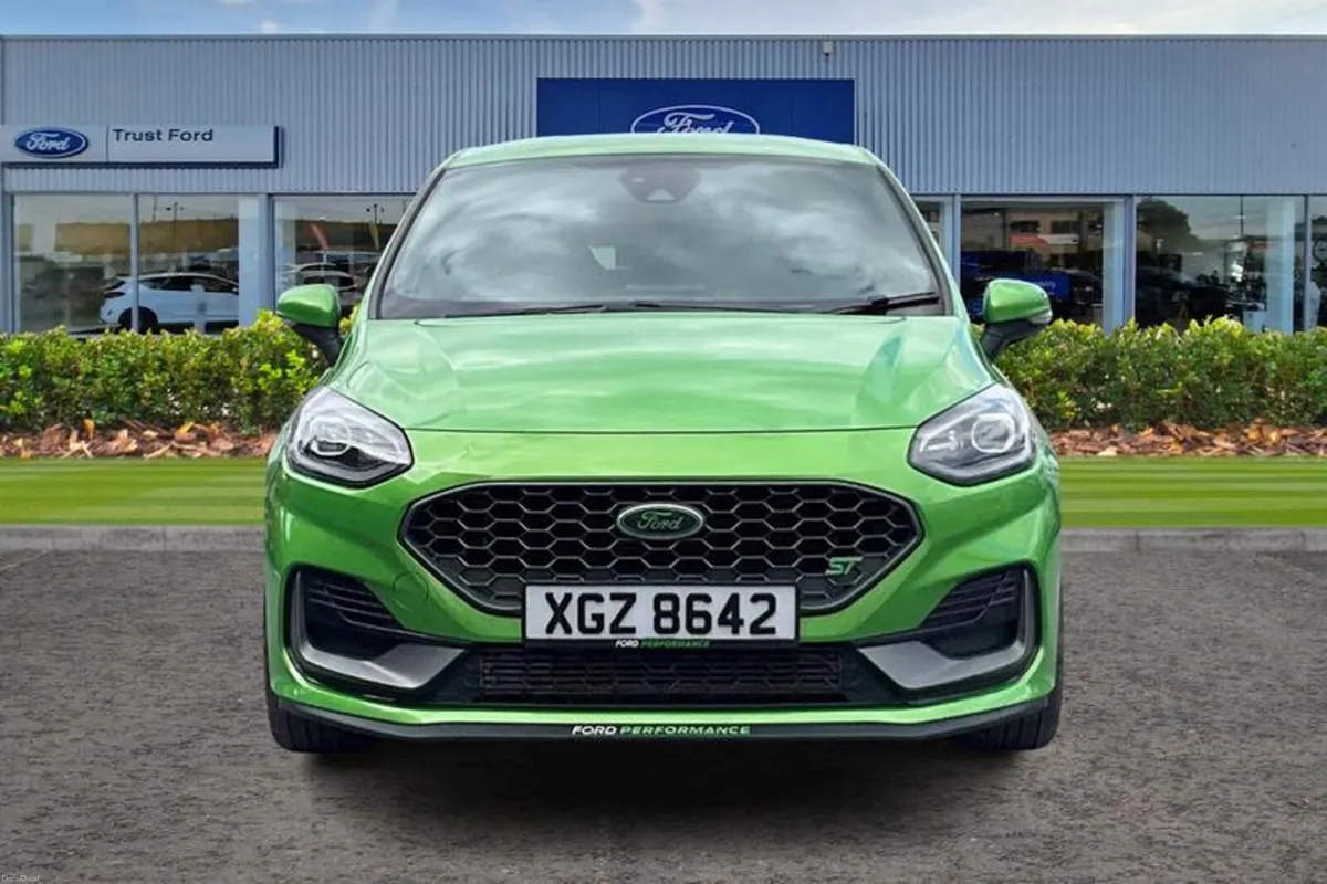 Ford Fiesta 1.5T EcoBoost ST-3 Hatchback 5dr Petro - Image 6