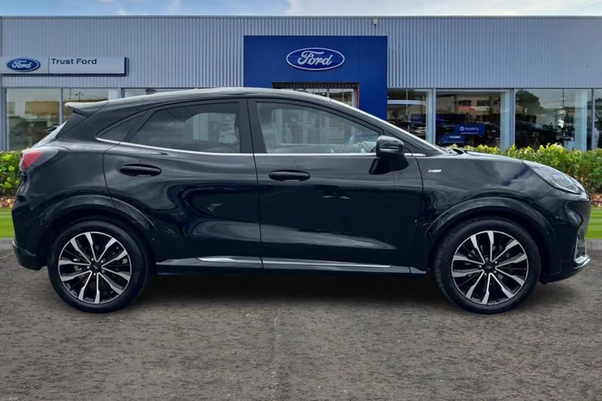 Ford Puma 1.0T EcoBoost MHEV ST-Line Vignale SUV 5 - Image 3