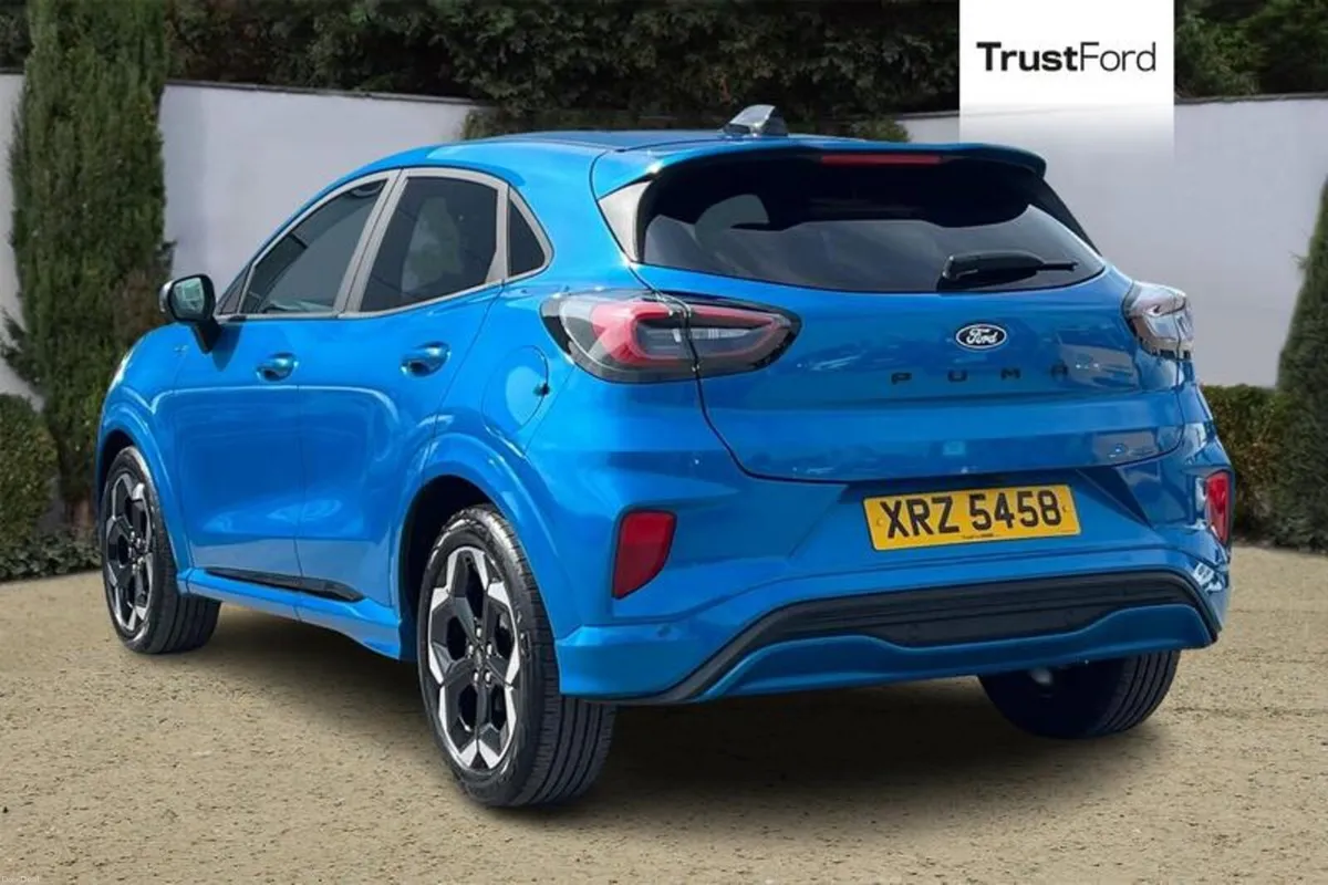 Ford Puma 1.0 EcoBoost Hybrid mHEV ST-Line X 5dr - Image 2