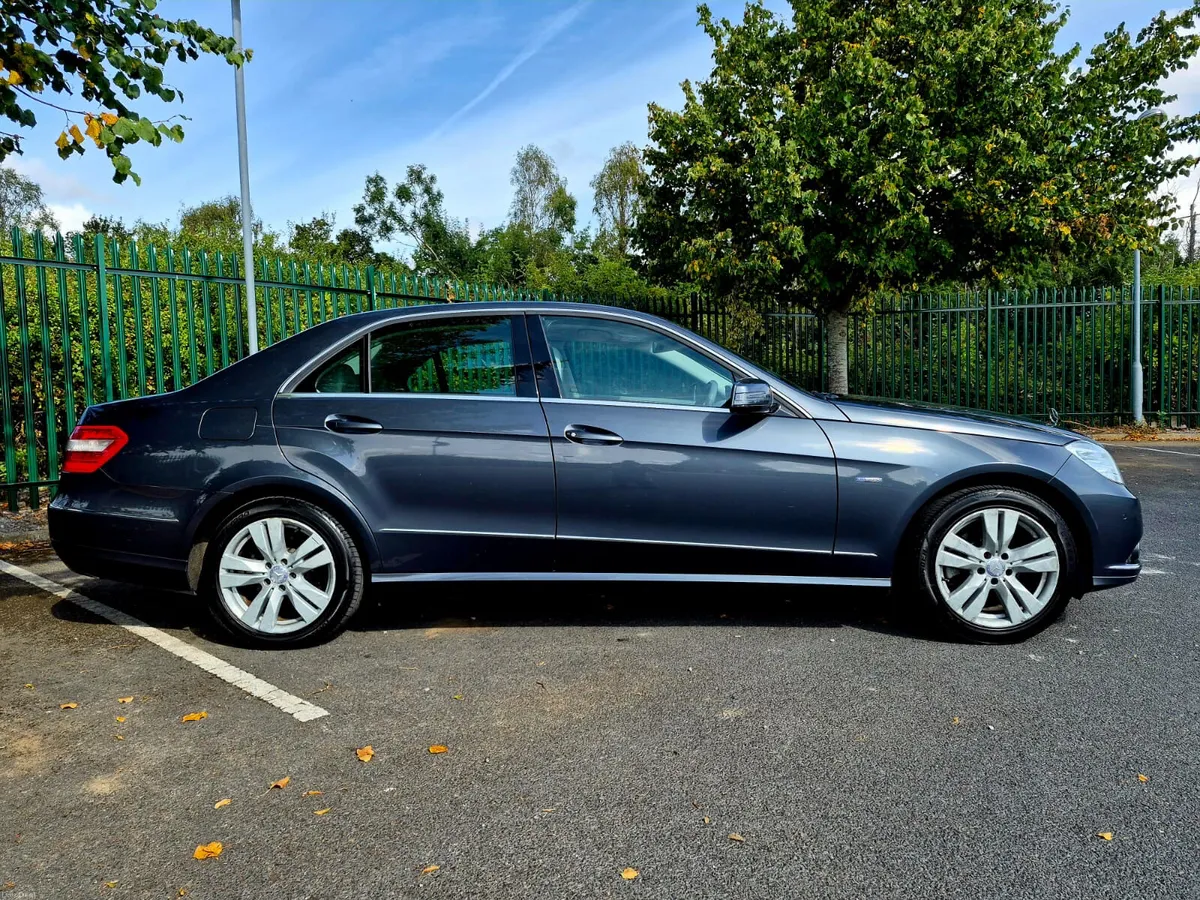 2012 MERCEDES BENZ E200 CDI AUTOMATIC - Image 5