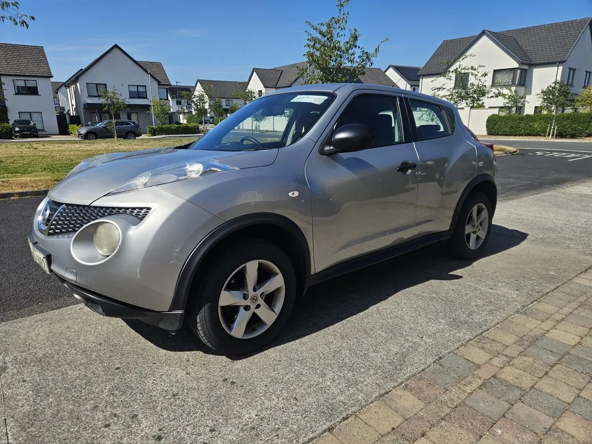 Nissan Juke 2011 1.6 petrol manual - Image 2
