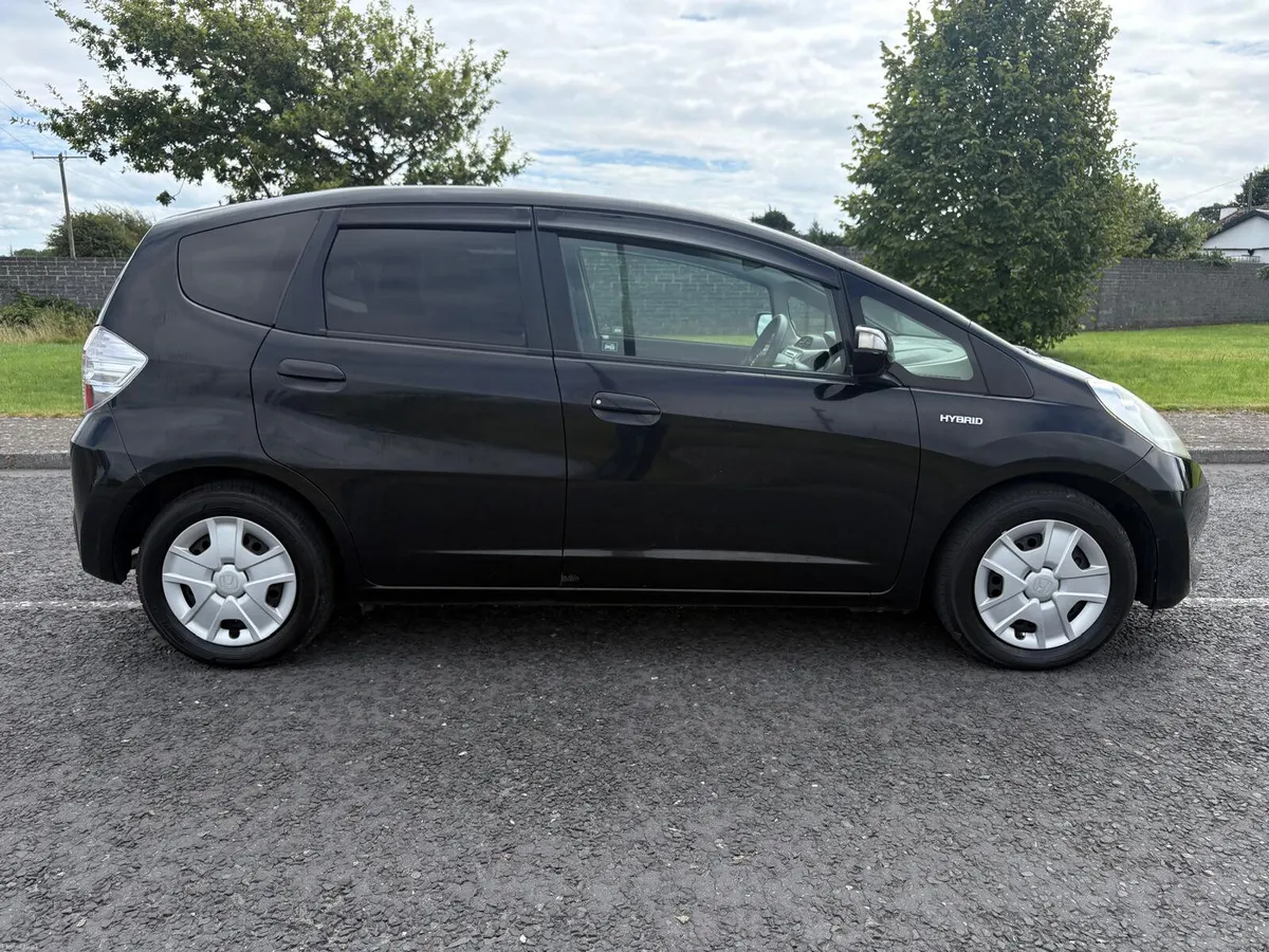 2012 Honda Fit Hybrid, Automatic, 1.3 Petrol - Image 5
