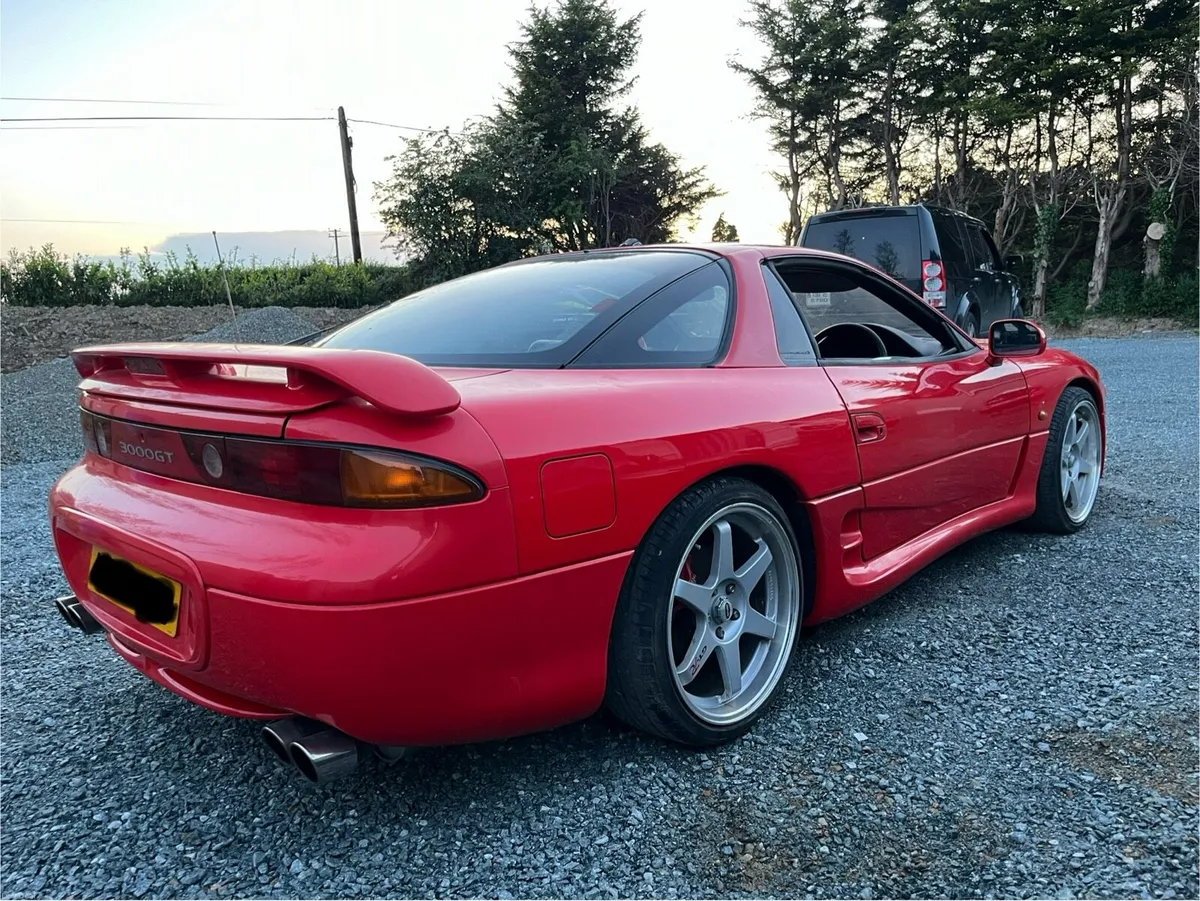 Mitsubishi 3000GT - Image 6