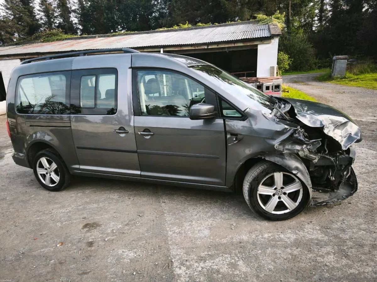 16 VW Caddy 7 seater 2.0td automatic - Image 5