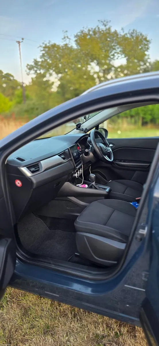 Renault Captur 2021 - Image 3