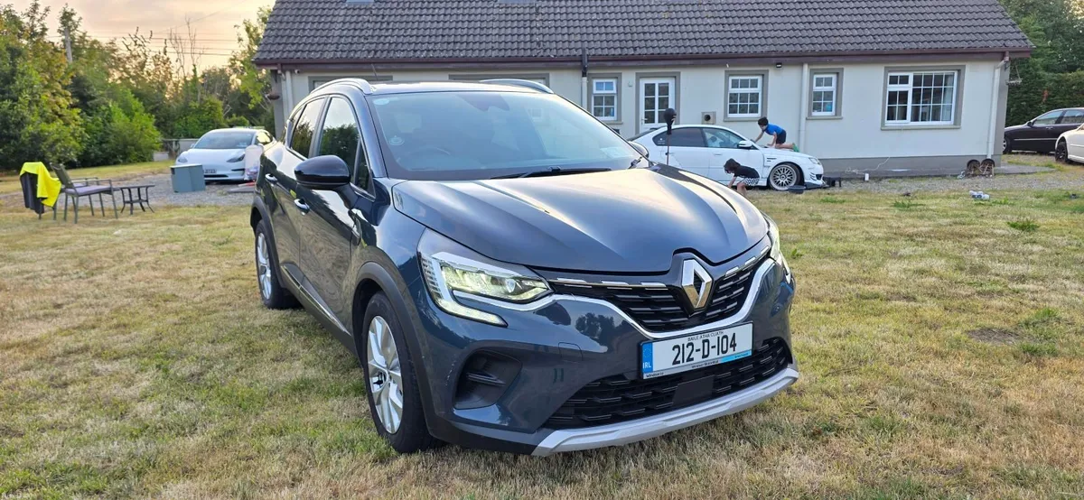 Renault Captur 2021 - Image 1