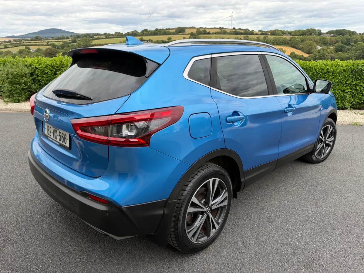 2018 (182) Nissan Qashqai SV Premium 1.2 Petrol - Image 4