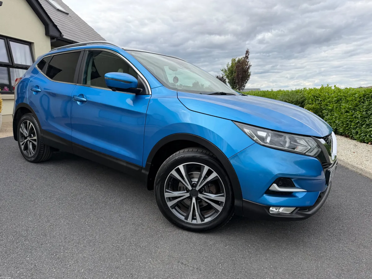 2018 (182) Nissan Qashqai SV Premium 1.2 Petrol - Image 6