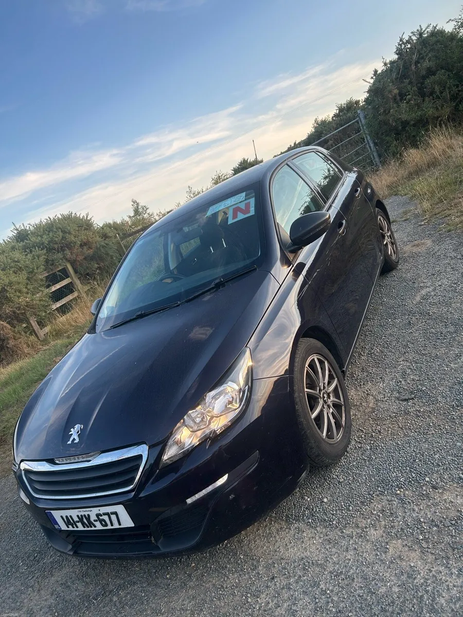 Peugeot 308 - Image 1