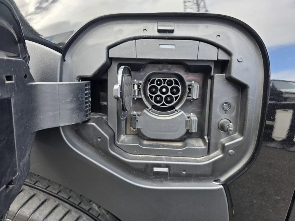 Toyota bZ4X EV Sport 5dr - Image 6