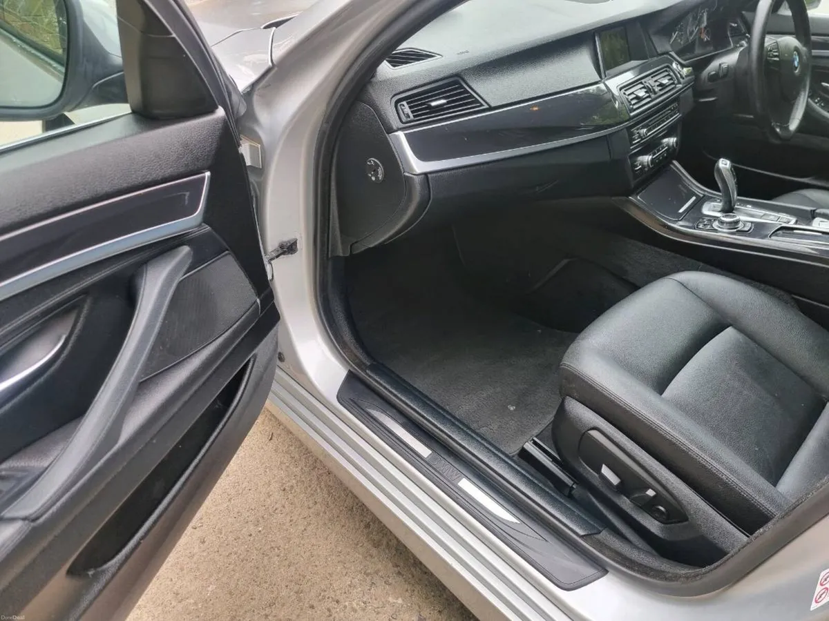 161 Bmw 520d SE Touring. - Image 3