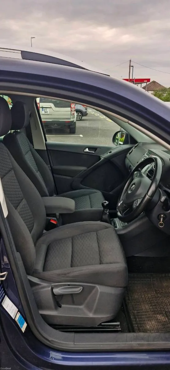 Volkswagen Tiguan - Image 3