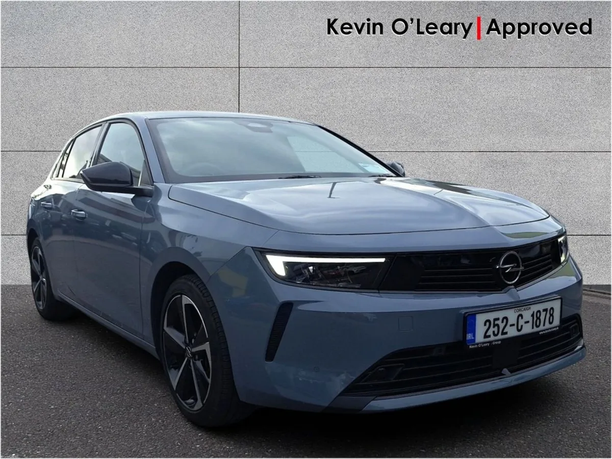 Opel Astra 1.2T Elegance 130PS - Image 1