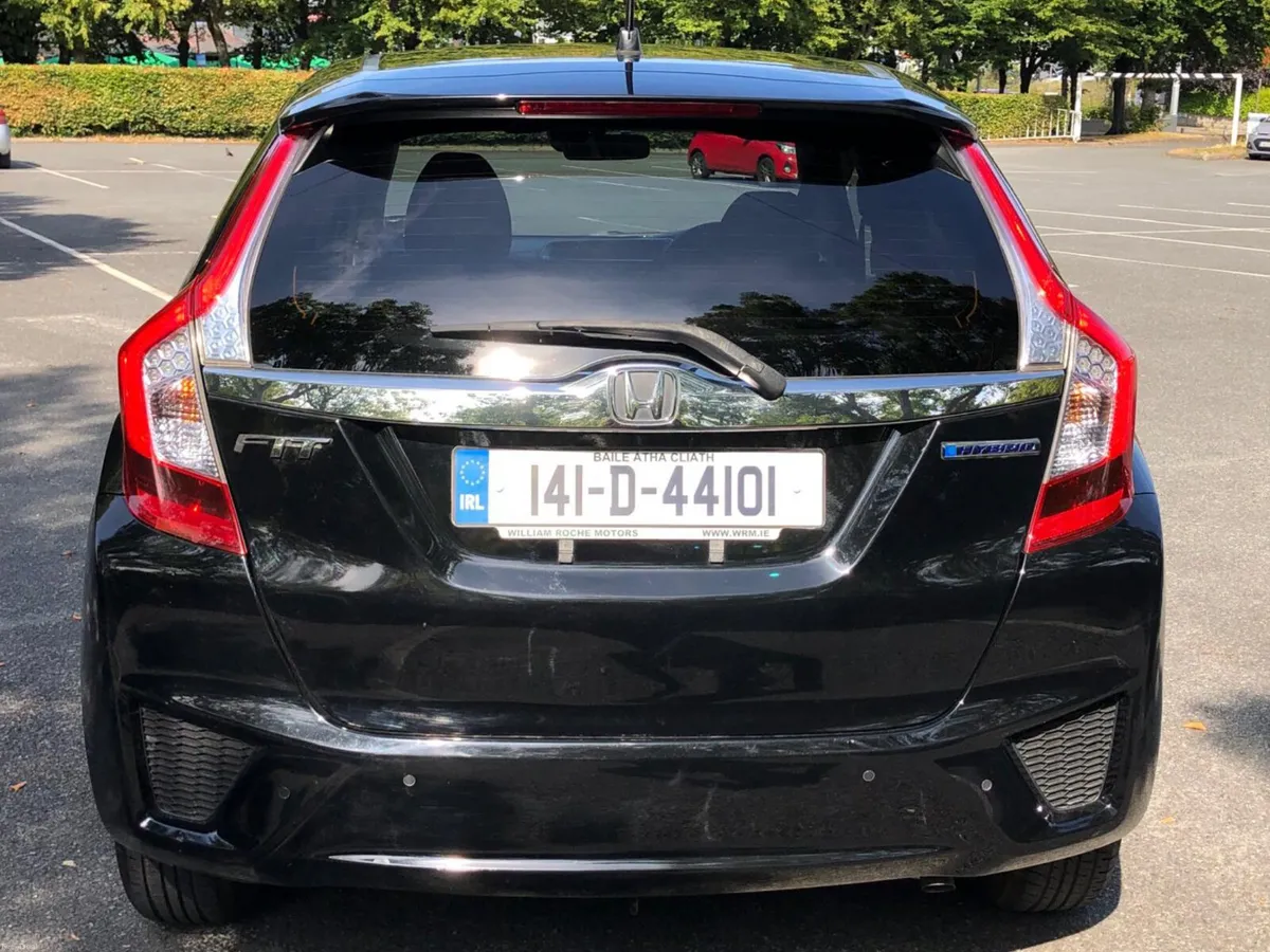 Honda Fit GP5 1,5HYBRID,AUTOMATIC,PLS READ ADD - Image 6
