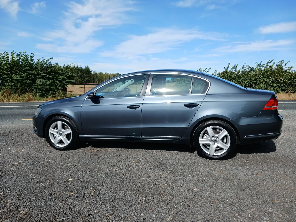 Volkswagen Passat 2014 - Image 5