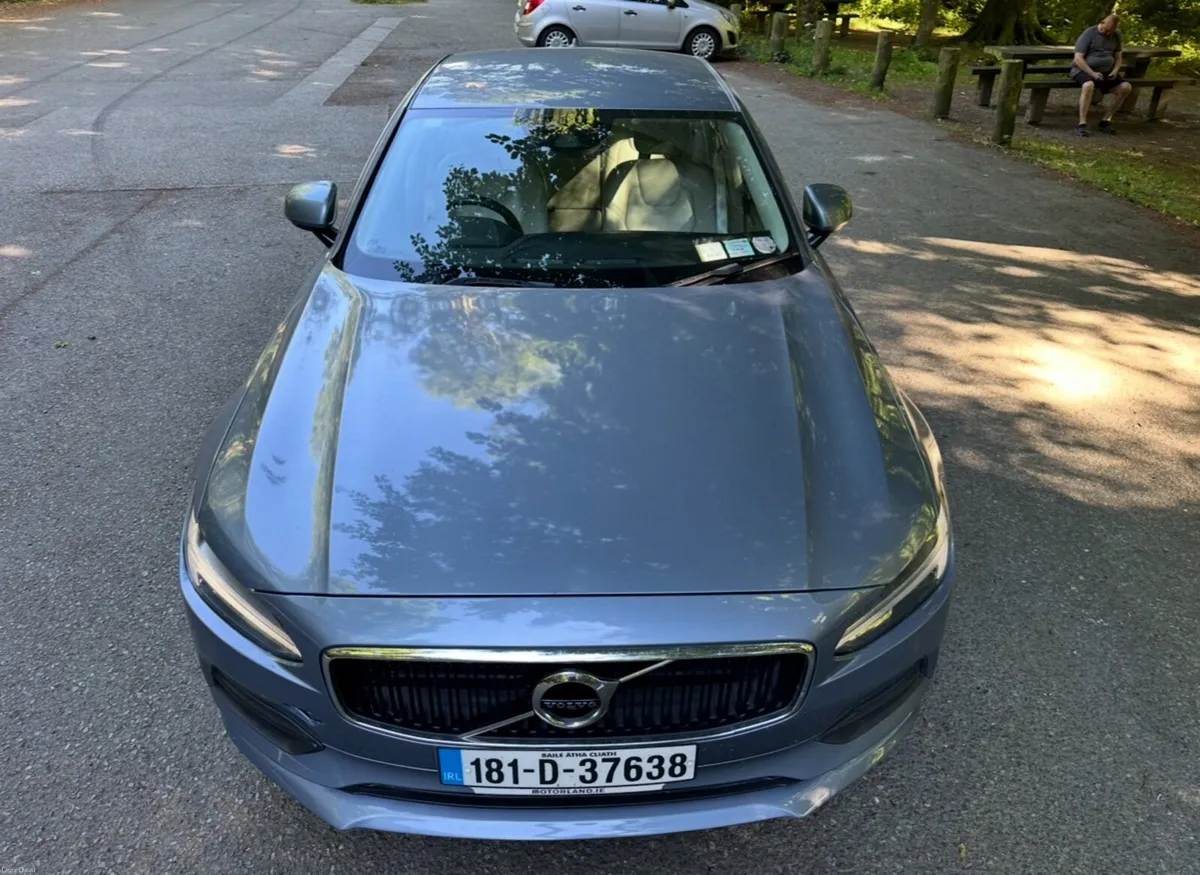 Volvo S90 2.0 4D Auto 2018 - Image 2
