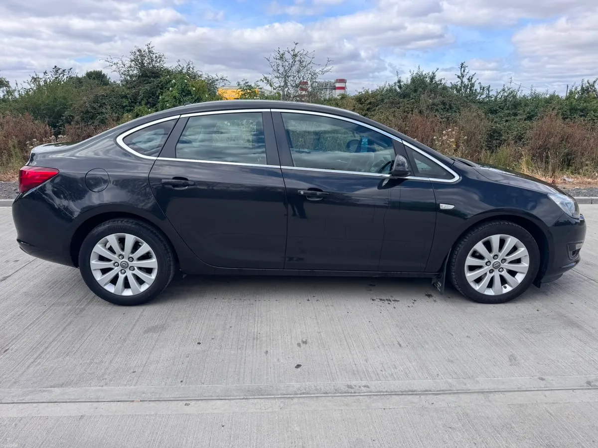 Opel Astra - Image 6