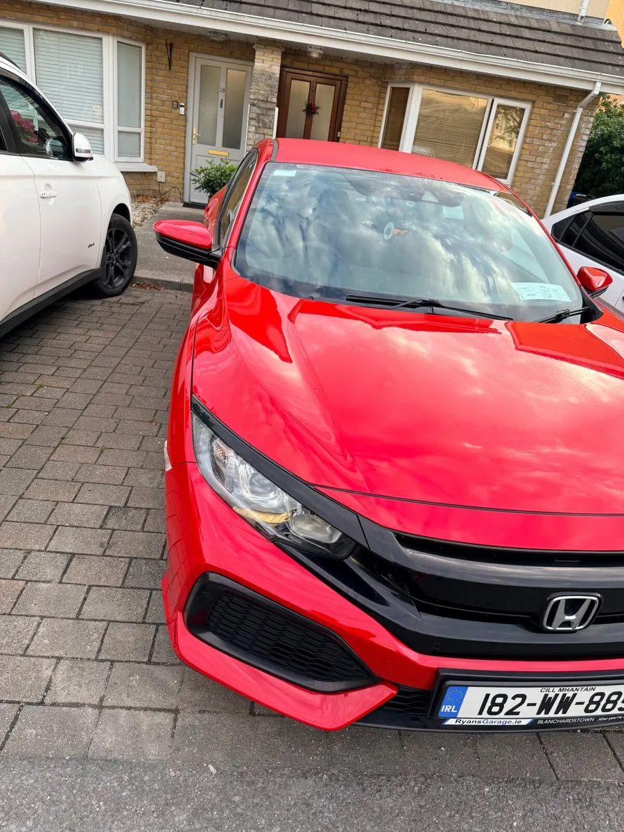 Honda Civic 2018 - Image 3