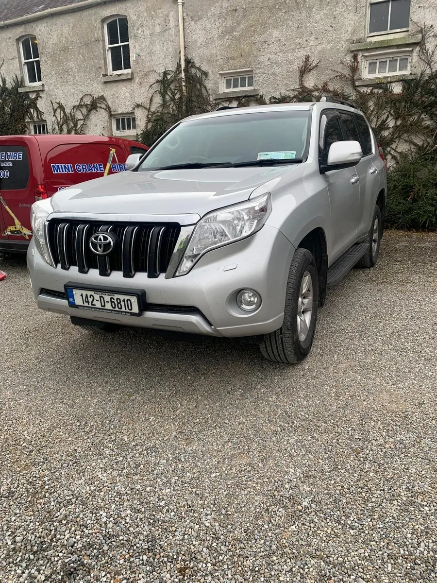142 Toyota Landcruiser - Image 2