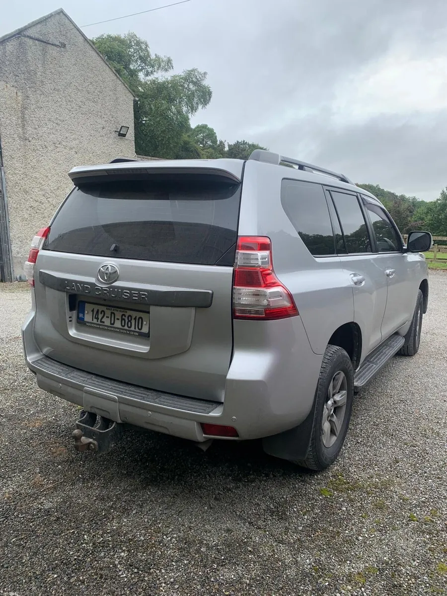 142 Toyota Landcruiser - Image 3