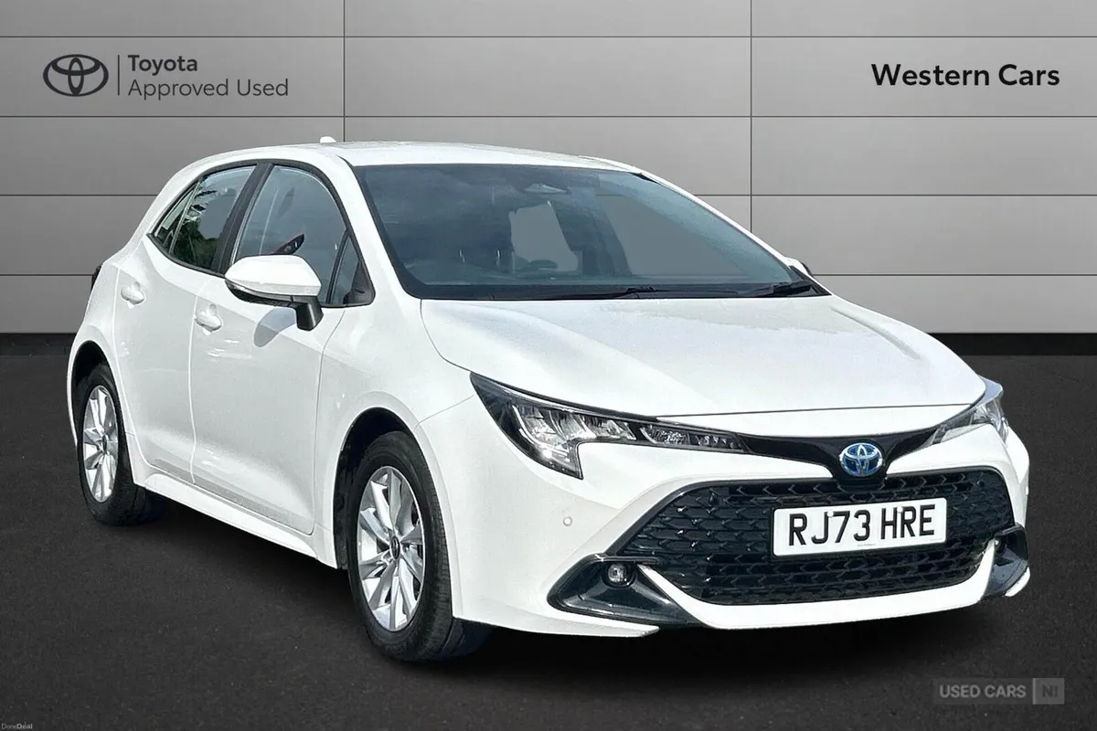 Toyota Corolla 1.8 VVT-h Icon CVT Euro 6 (s/s) 5dr - Image 1