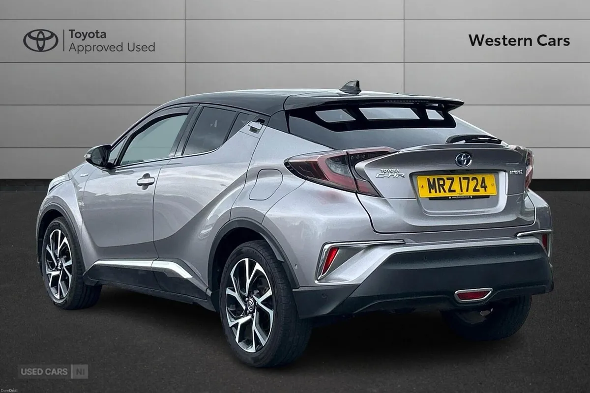 Toyota C-HR 1.8 VVT-h Dynamic CVT Euro 6 (s/s) 5dr - Image 6