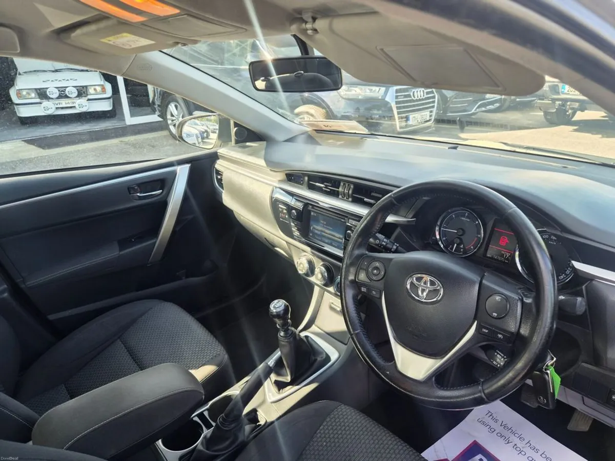 Toyota Corolla 1.4 D-4D Luna 4DR - Image 5