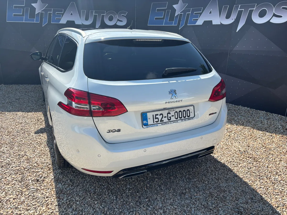 Peugeot 308 SW Estate 1.2 Automatic 2015 - Image 4