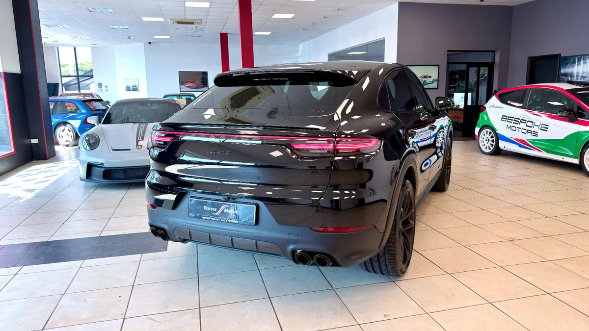Porsche Cayenne E Hybrid Platinum Edition - Image 5