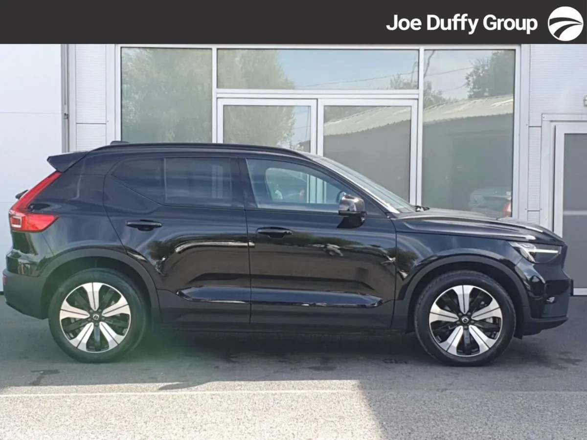 Volvo XC40 Plus Recharge Ev  Plus  P6 Twin FWD 231 - Image 5