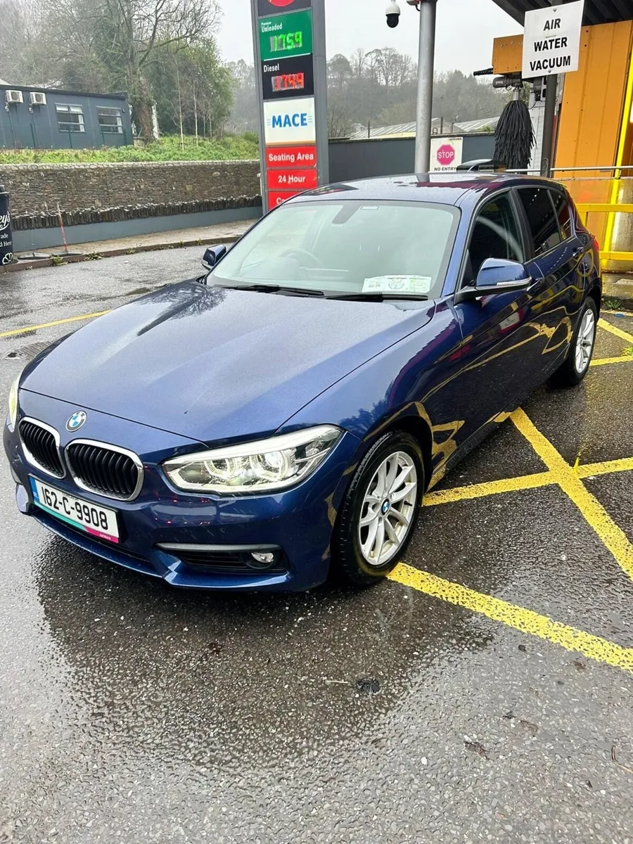 IMMACULATE BMW 118i LOW MILEAGE FULL HISTORY - Image 1