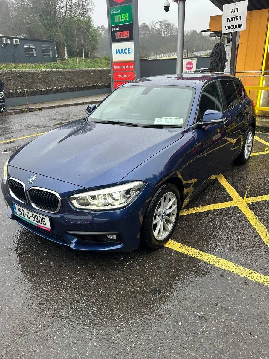 IMMACULATE BMW 118i LOW MILEAGE FULL HISTORY - Image 2