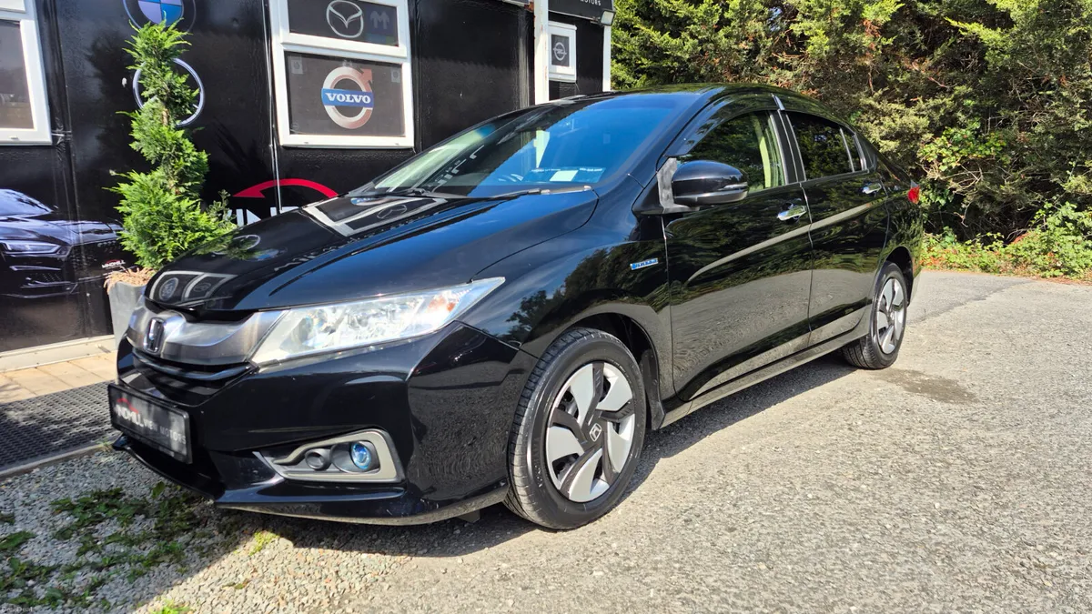 Honda Grace Hybrid Automatic 2015 - Image 3