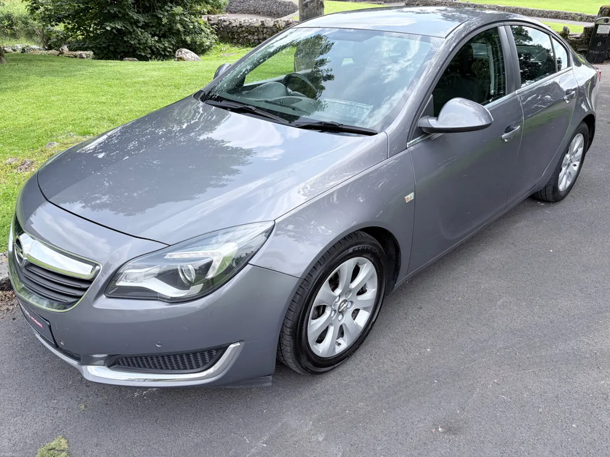 Opel Insignia 2017 Low Mileage - Image 2