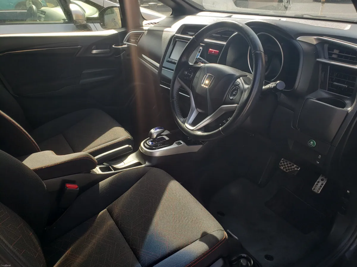 Rs Honda Fit 2014 - Image 5