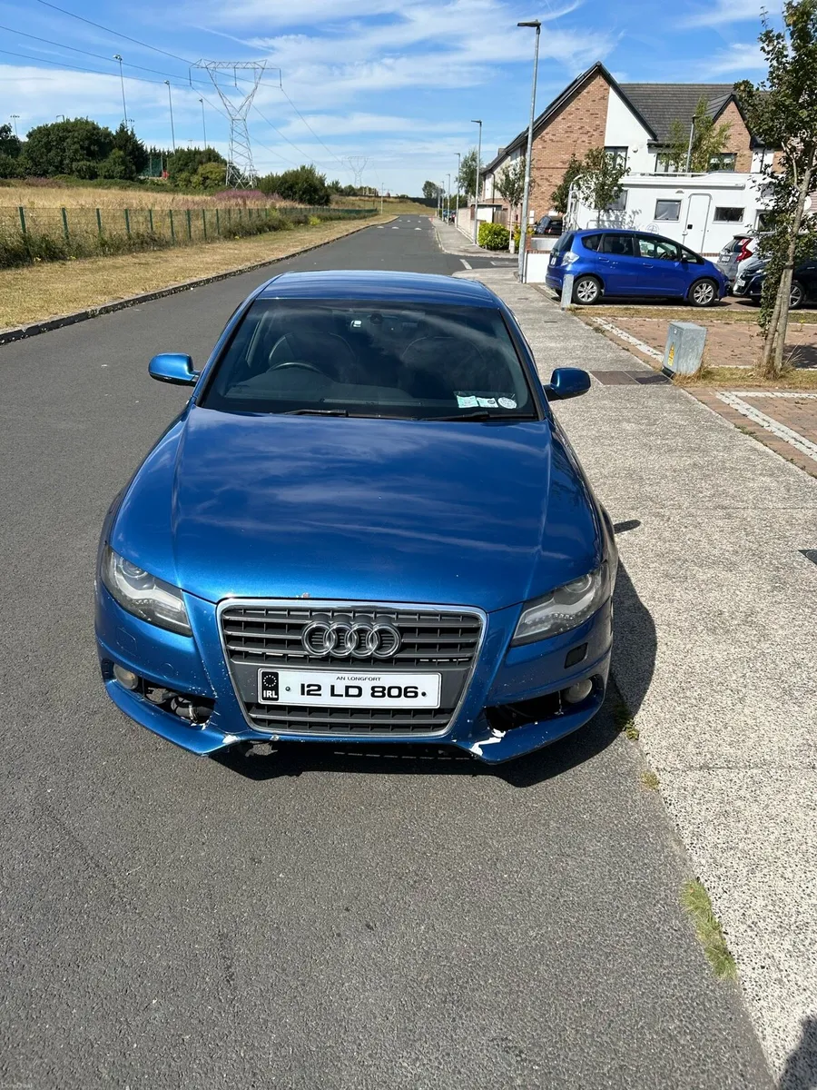 12 AUDI A4 S-LiNE €1,950 - Image 2