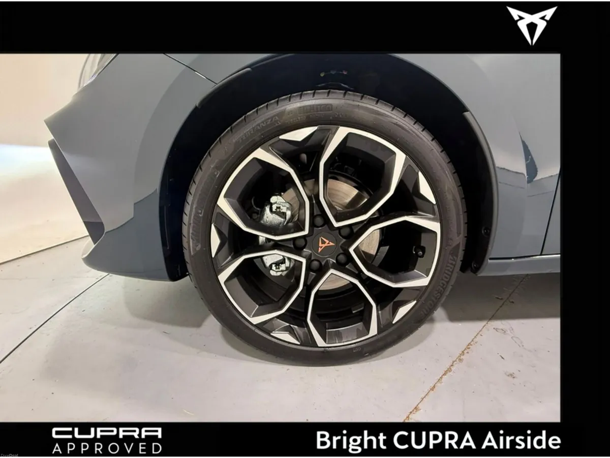 Cupra Leon V2 1.5 ETSI 150HP DSG 5DR - Image 6