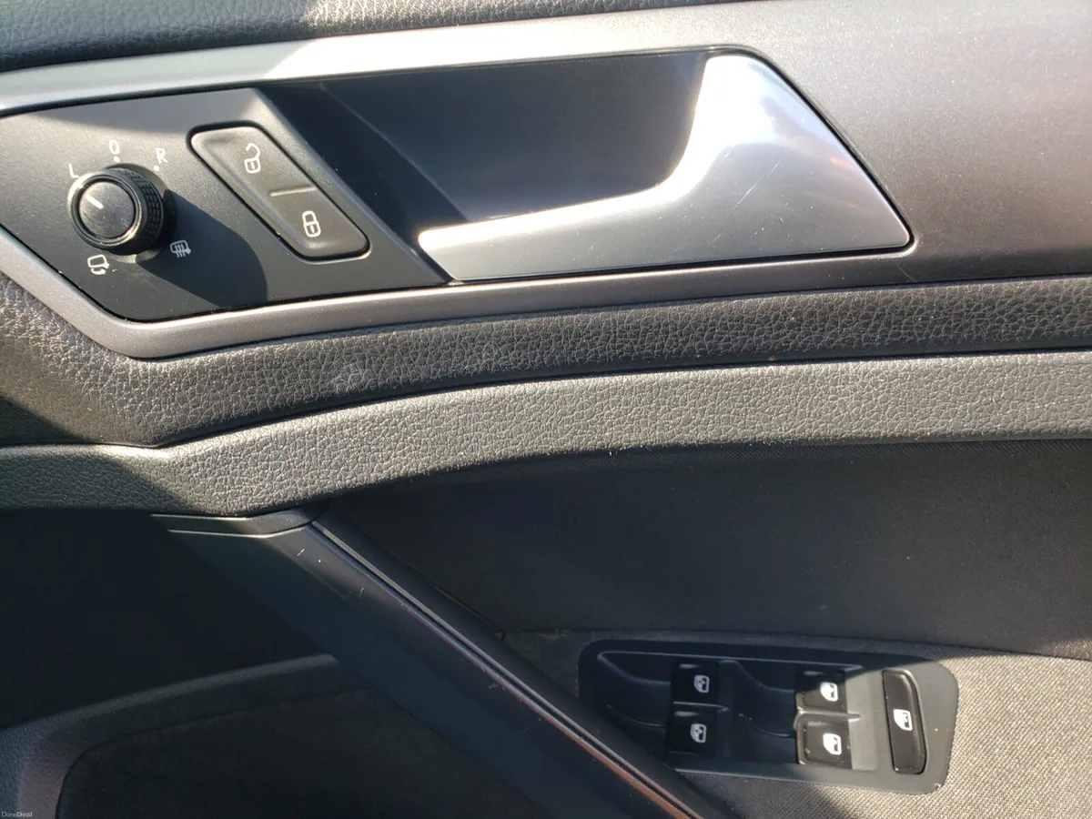 Volkswagen Golf 2014 - Image 4
