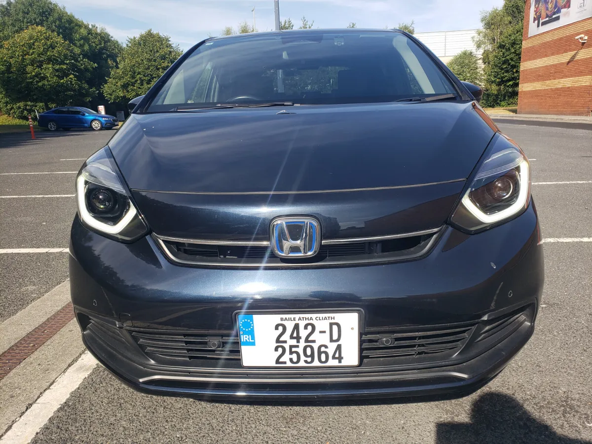 Honda Fit 2024 - Image 2