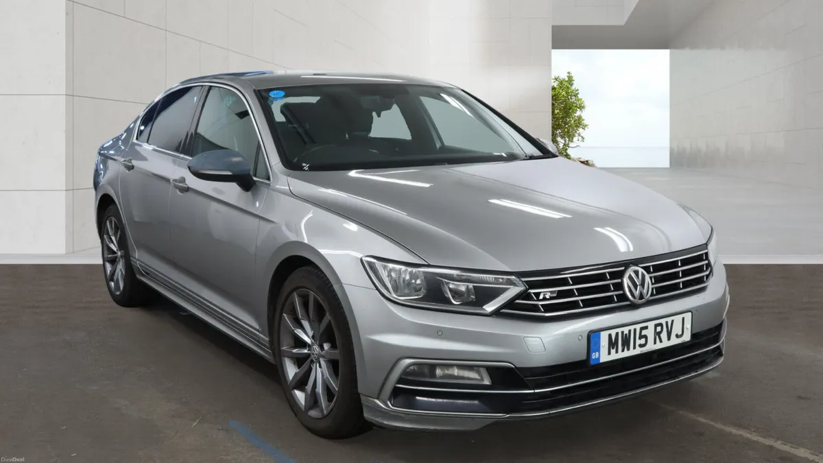 Volkswagen Passat 2.0 R LINE - FINANCE AVAILABLE - Image 1