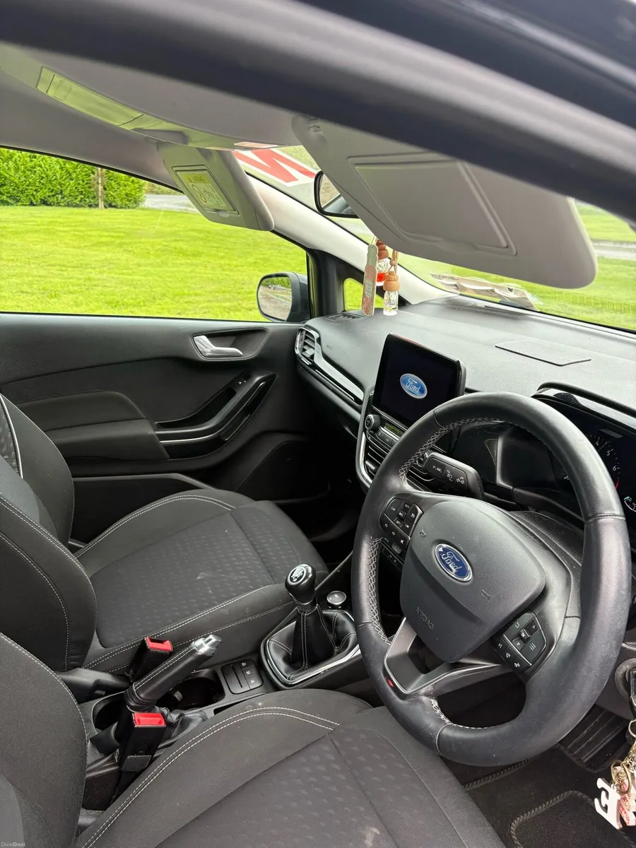 2019 Ford Fiesta 1.1l Petrol LOW KMS - Image 6