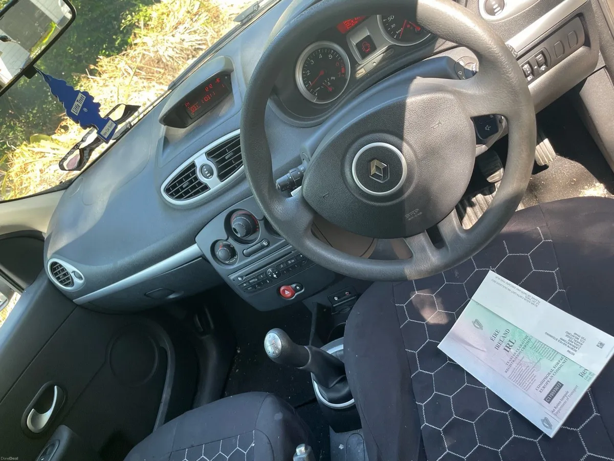 Renault clio - Image 4