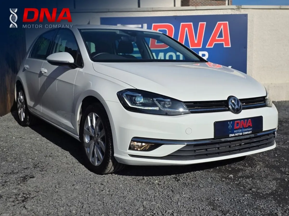 Volkswagen Golf HIGHLINE - 34K KMS - Image 1