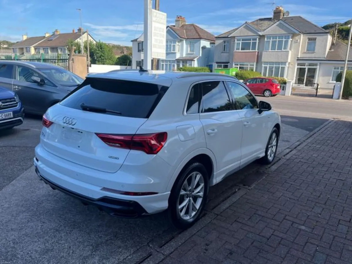 Audi Q3 2.0 Quattro s line - Image 5