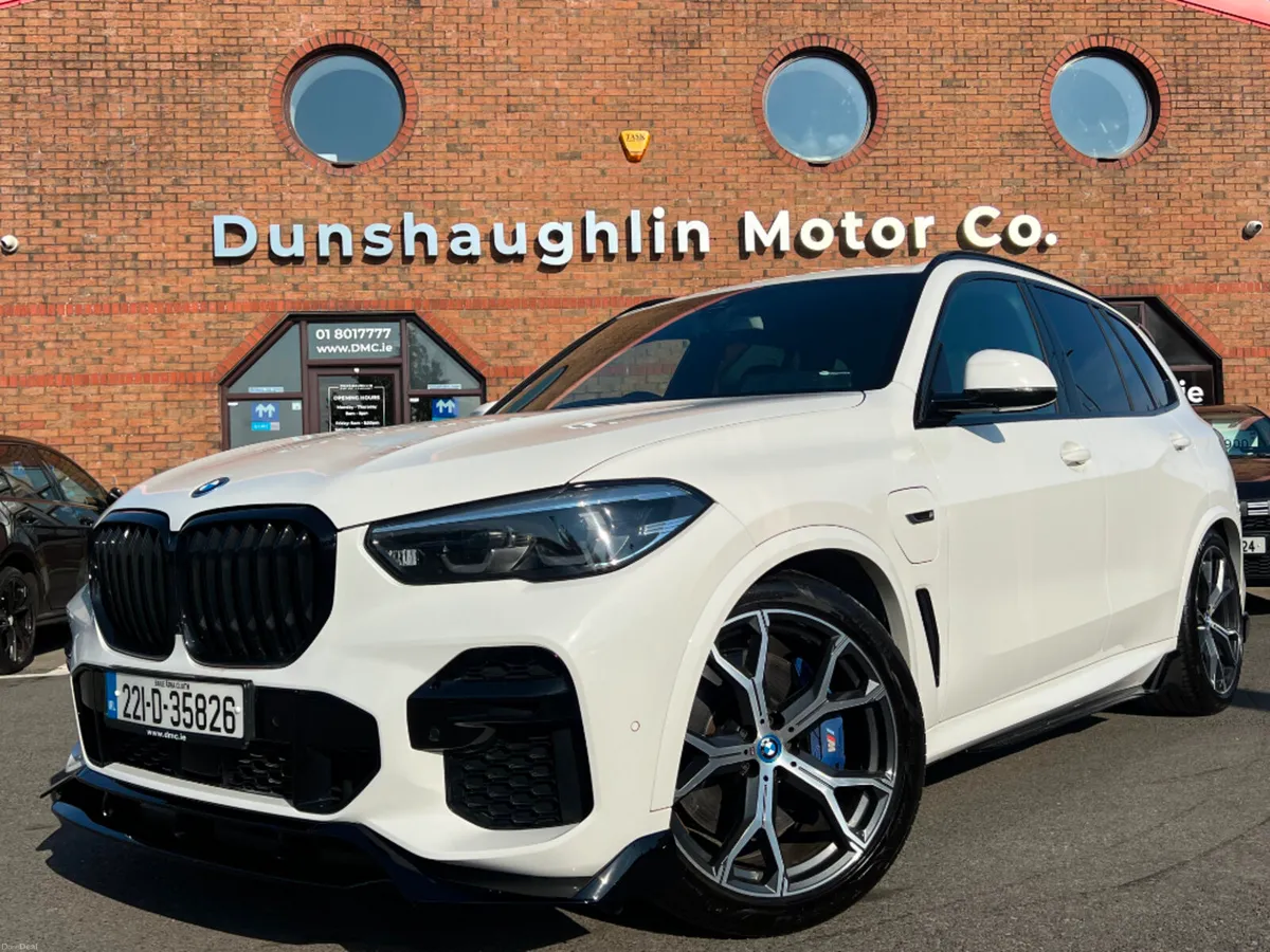 BMW X5 XDRIVE 45e M-SPORT PRO PHEV *HIGH SPEC* - Image 1