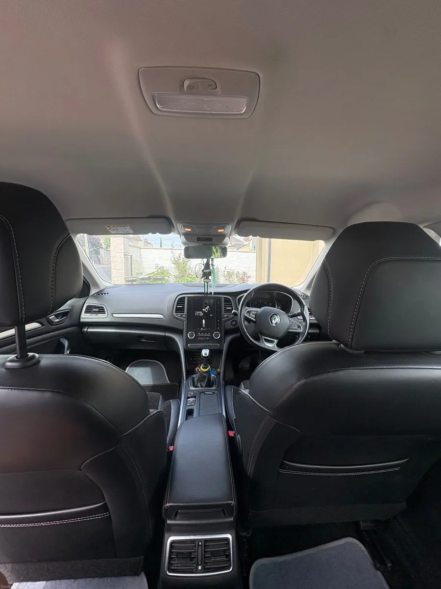 Renault Megane 2019 - Image 6